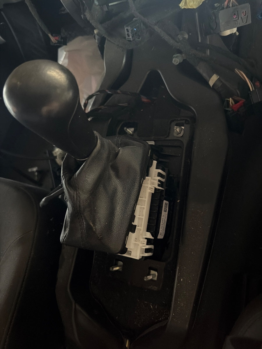 Schimbator de viteze/selector (interior) timonerie AUDI A4 IV Avant 8K5, B8 2007 - 2015 2.0 TDI CAGA, CJCA, CMEA, CMFA 8K1713041H