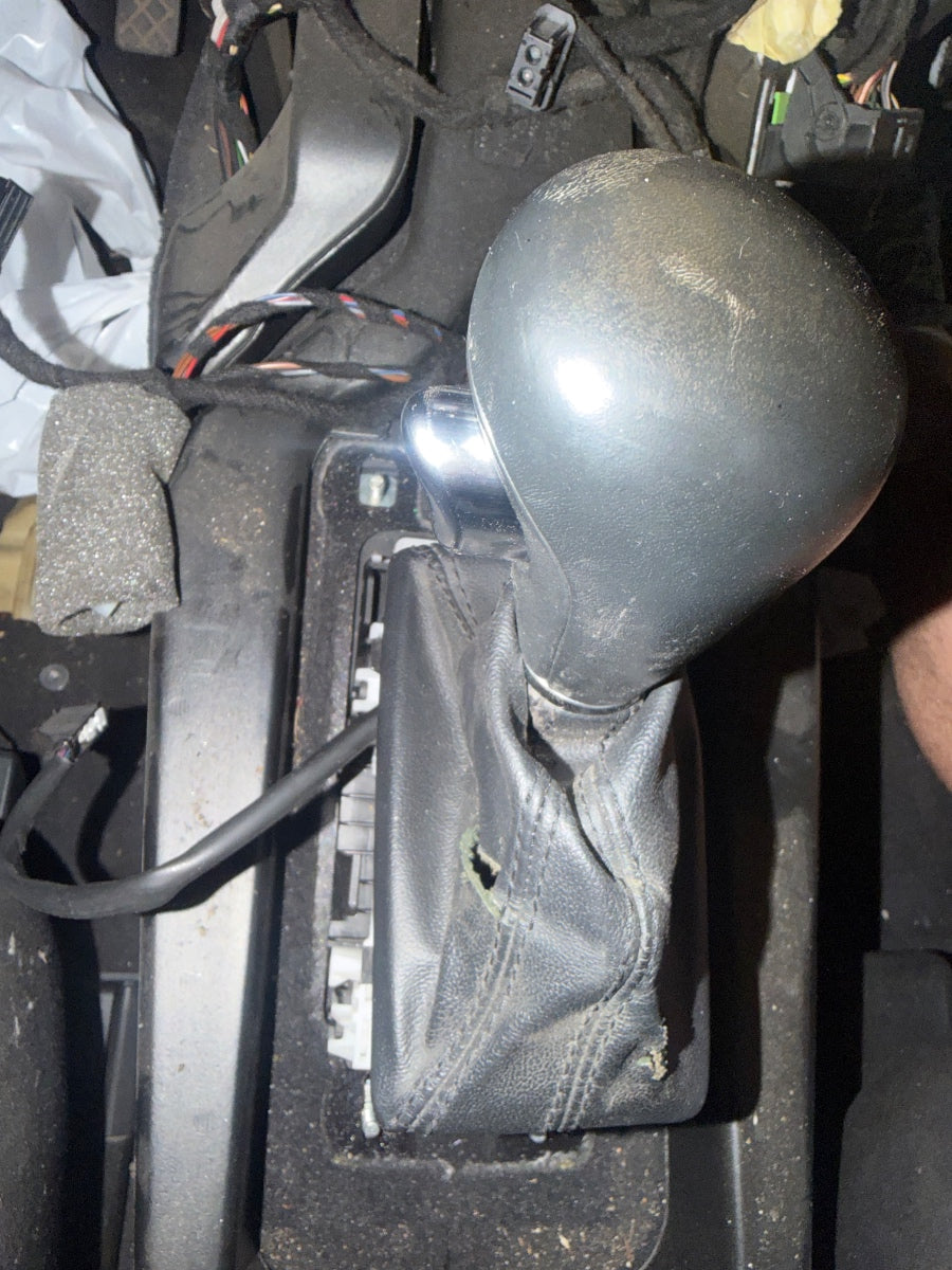 Schimbator de viteze/selector (interior) timonerie AUDI A4 IV Avant 8K5, B8 2007 - 2015 2.0 TDI CAGA, CJCA, CMEA, CMFA 8K1713041H