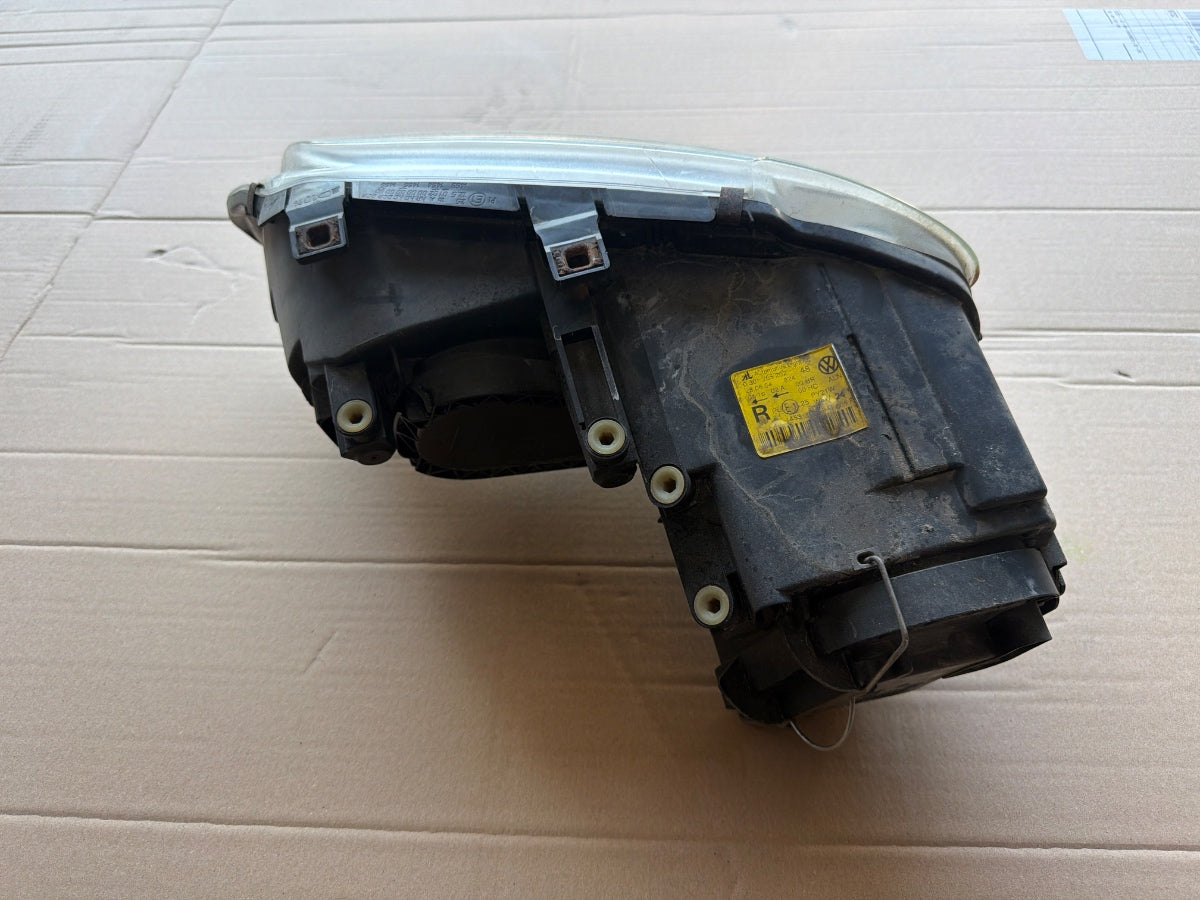 Far dreapta halogen VOLKSWAGEN TOURAN 1T12003 - 2006 0301205202 1T0941006F