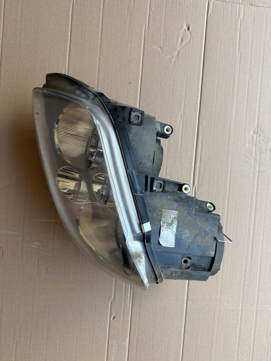 Far stanga VOLKSWAGEN TOURAN 1T1, 1T2 2003 - 2006 TYC 20-0388-05-2
