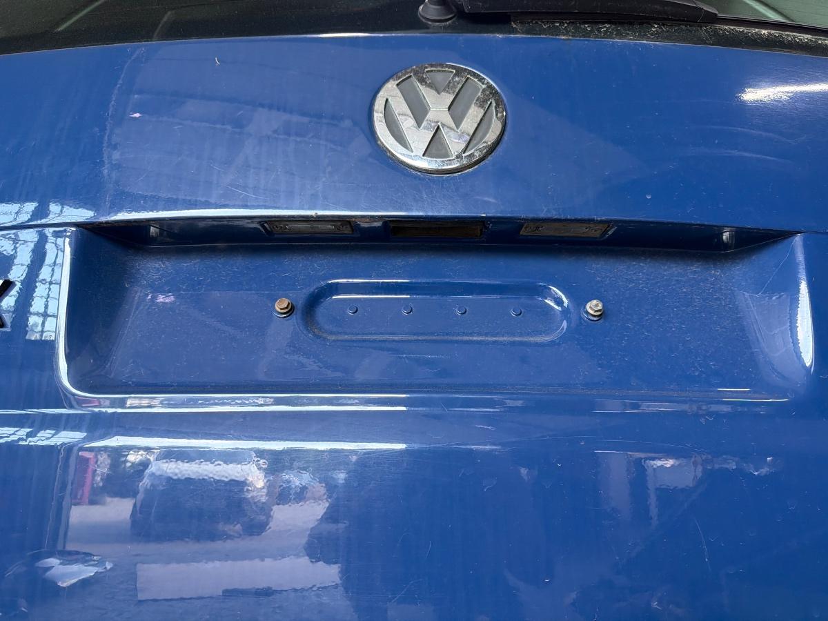 Haion portbagaj cu luneta dezechipat VOLKSWAGEN TOURAN 1T1, 1T2 2003 - 2010 , albastru LL5M
