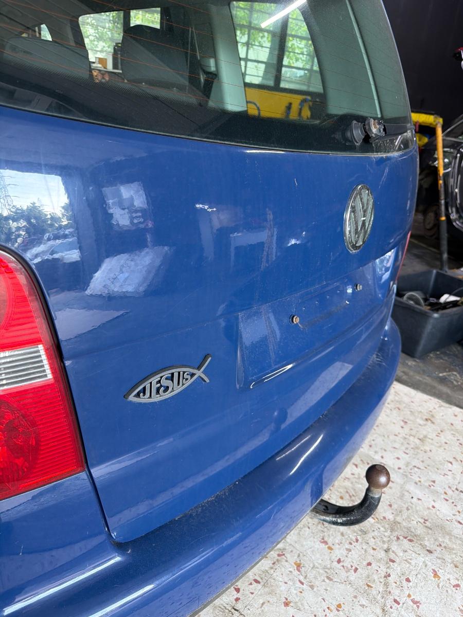 Haion portbagaj cu luneta dezechipat VOLKSWAGEN TOURAN 1T1, 1T2 2003 - 2010 , albastru LL5M