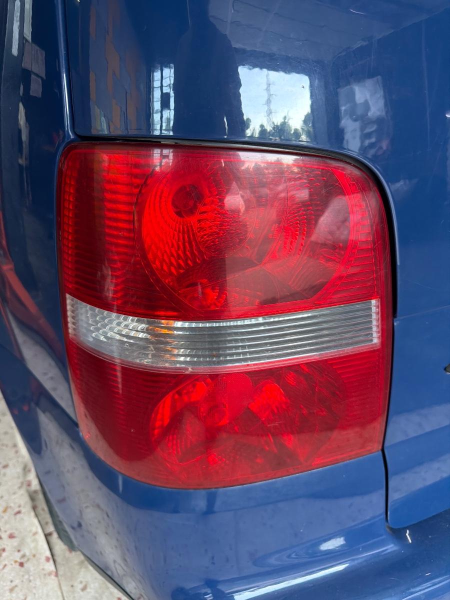 Lampa spate / Stop stanga VOLKSWAGEN TOURAN 1T1, 1T2 2003 - 2010 2.0 TDI 16V BKD