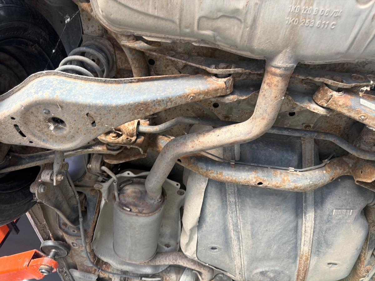 Punte rigidă spate VOLKSWAGEN TOURAN 1T1, 1T2 2004 2.0 TDI 16V BKD 103KW|140HP 2004