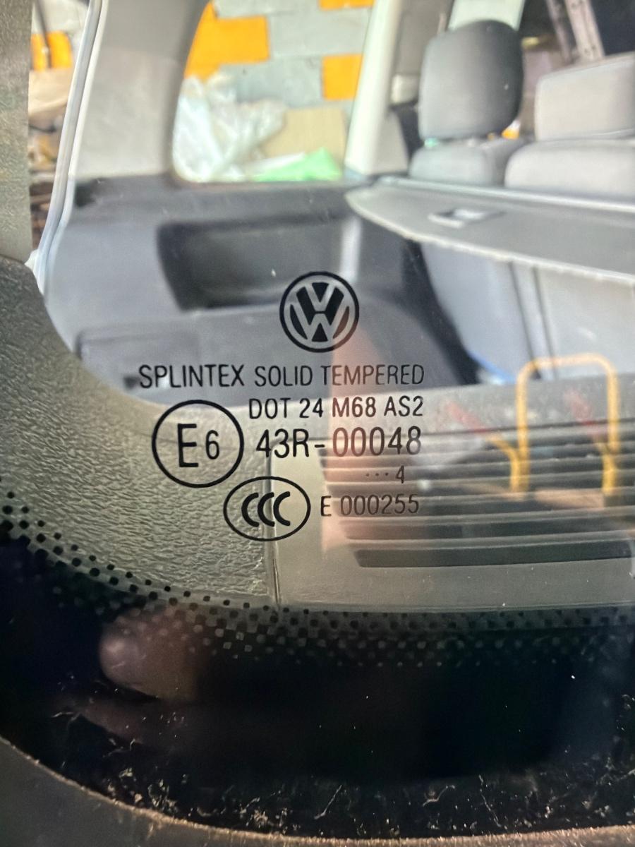 Geam lateral spate dreapta VOLKSWAGEN TOURAN 1T1, 1T2 2003 - 2010 2.0 TDI 16V BKD