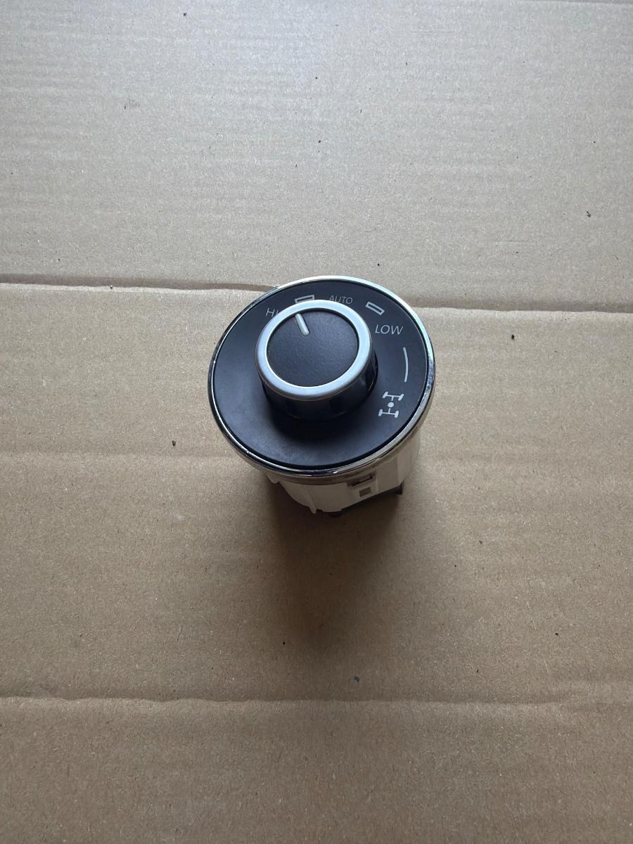 Comutator blocare diferential VOLKSWAGEN TOUAREG 7LA, 7L6, 7L7 2002 - 2013 3.0 V6 TDI BKS, CATA