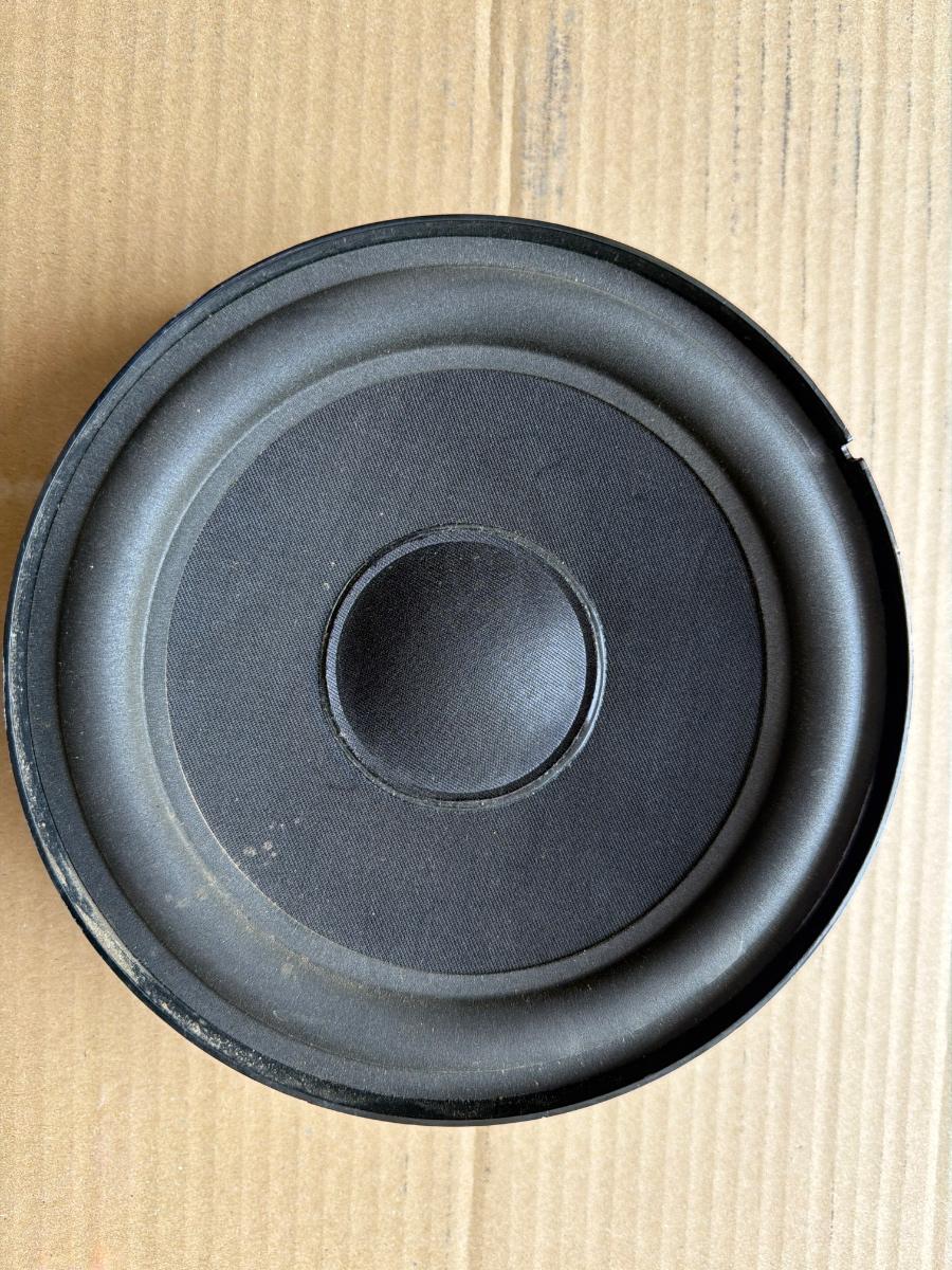 Difuzor portiera fata VOLKSWAGEN TOUAREG 7LA, 7L6, 7L7 2002 - 2013 3.0 V6 TDI BKS, CATA 7E0035411A