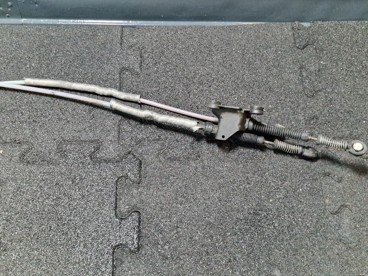 Timonerie VOLKSWAGEN POLO 9N_ 2001 - 2012 1.4 TDI AMF, BAY 6Q0711061