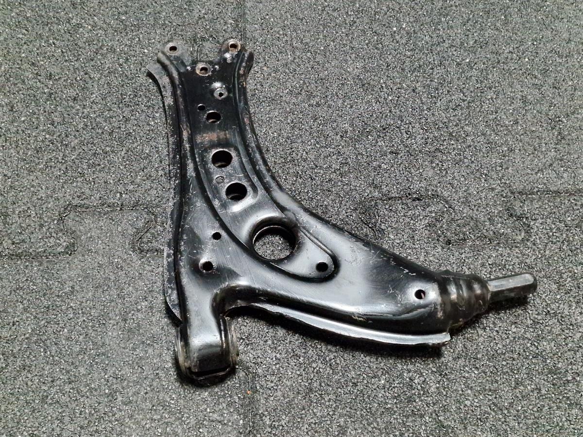 Brat suspensie roata fata VOLKSWAGEN POLO 9N_ 2001 - 2012 1.4 TDI AMF, BAY 6Q0407151