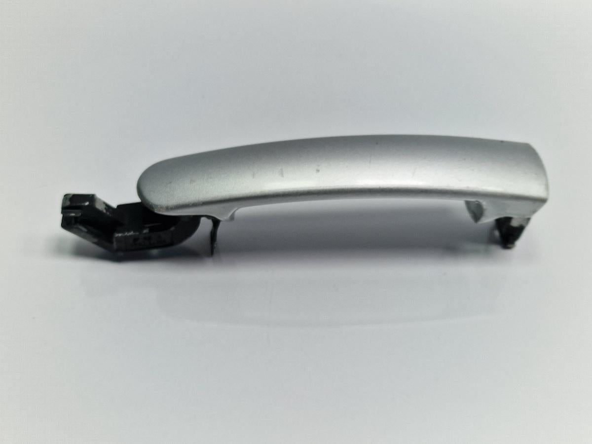 Maner exterior usa stanga fata VOLKSWAGEN POLO 9N_ 2001 - 2012 gri LA7W 3B0837207