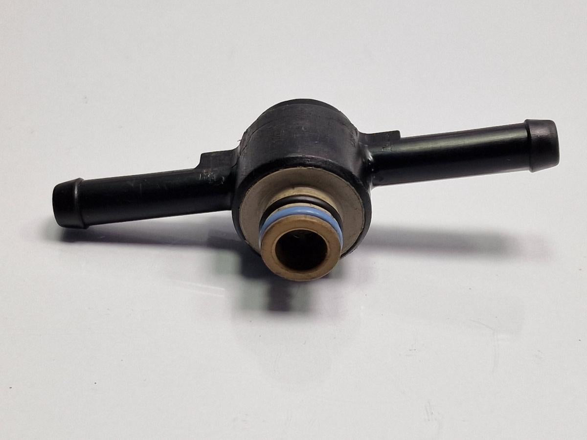 Supapa rezervor combustibil VOLKSWAGEN POLO 9N_ 2001 - 2012 1.4 TDI AMF, BAY 1J0127247C