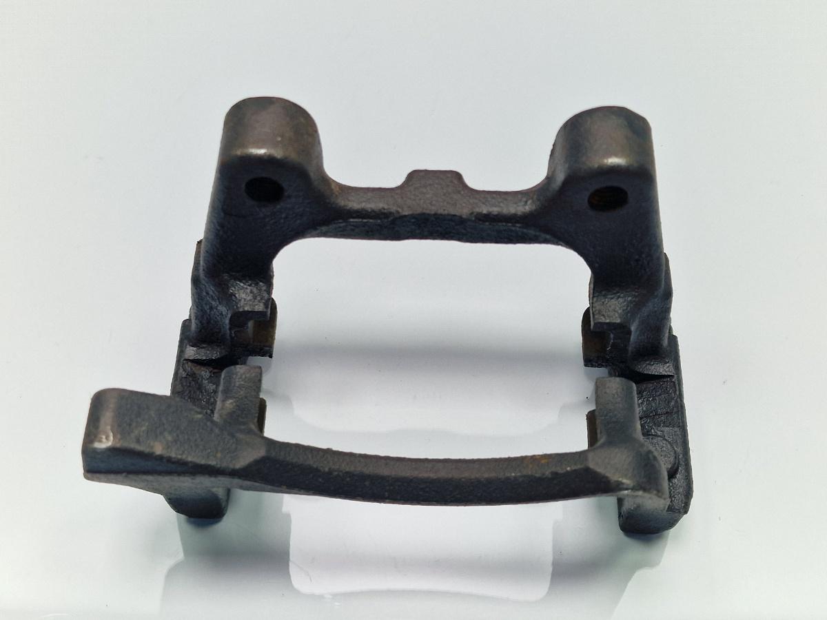 Suport etrier dreapta spate VOLKSWAGEN TIGUAN 5N_ 2007 -> 2.0 TDI CBAB, CFFB 3AA615426B