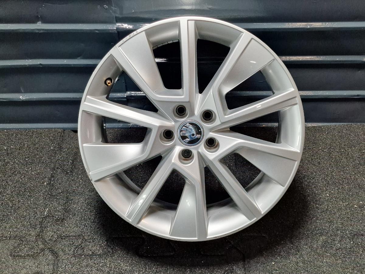 Jante din aliaj R17 SKODA KAMIQ [ 2018 -> ] 1.5 TSI ACT EVO DPCA 6.5Jx17H2 ET40 658601025C