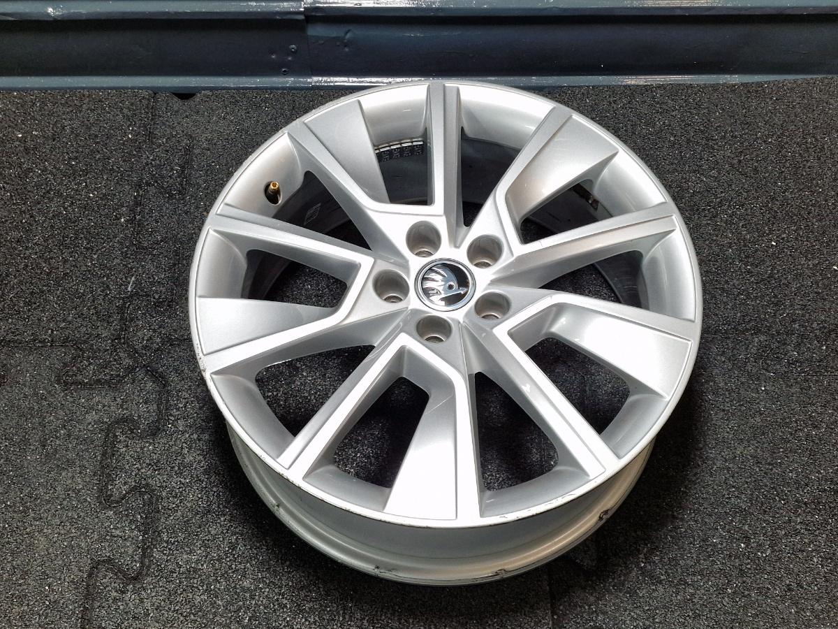 Jante din aliaj R17 SKODA KAMIQ [ 2018 -> ] 1.5 TSI ACT EVO DPCA 6.5Jx17H2 ET40 658601025C