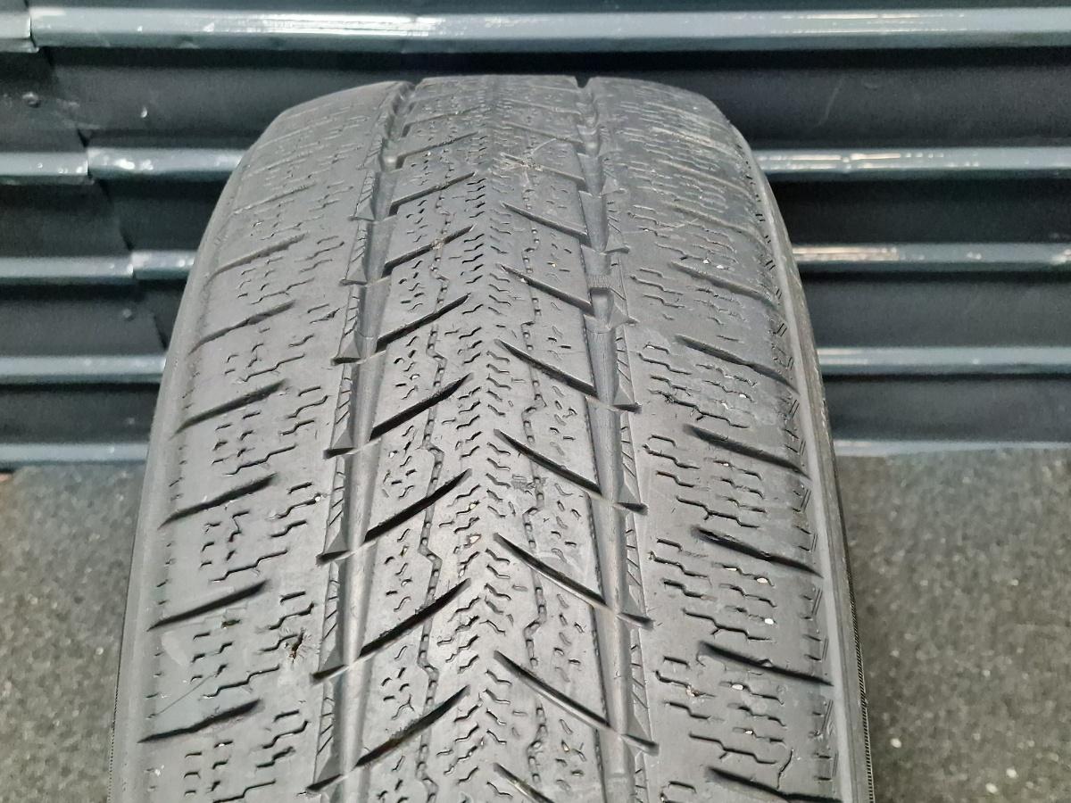 Anvelopa iarna 215/65R16 VOLKSWAGEN TIGUAN 5N_ 2007 -> 2.0 TDI CBAB, CFFB