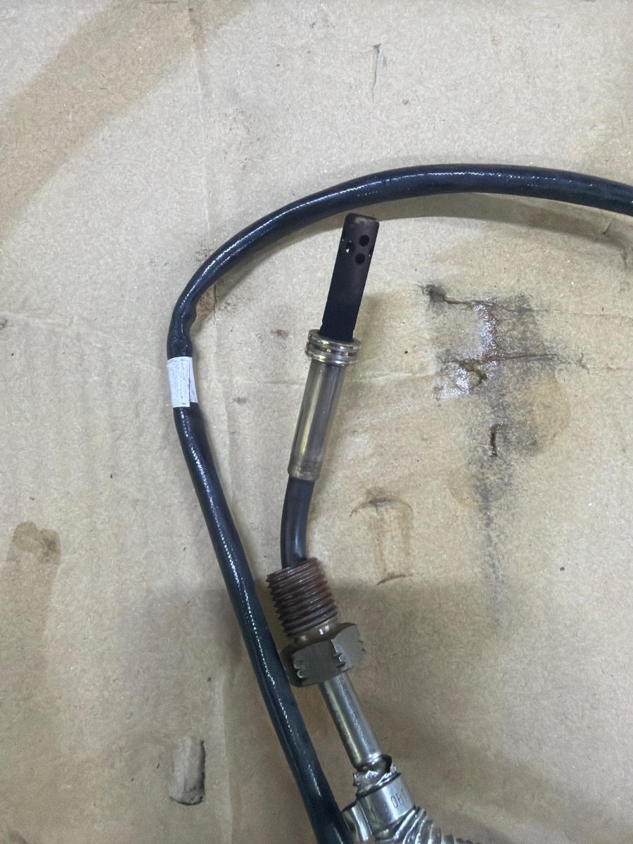 Senzor de temperatura gaze de esapament AUDI A6 IV Avant 4G5, C7, 4GD 2011 - 2018 2.0 TDI CSUD, DDCB 04L906088EQ