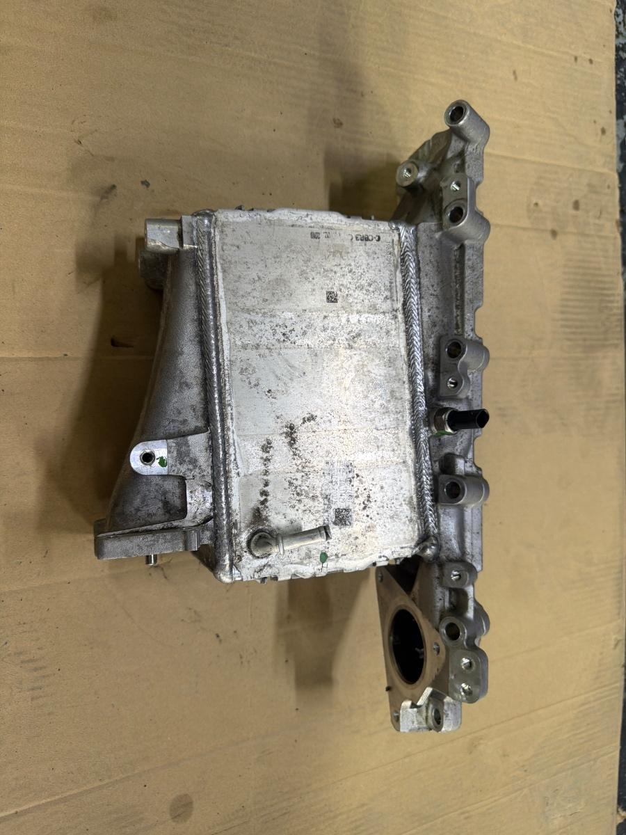 Radiator intercooler galerie AUDI A6 IV Avant 4G5, C7, 4GD 2011 - 2018 2.0 TDI CSUD, DDCB 04L129766AS