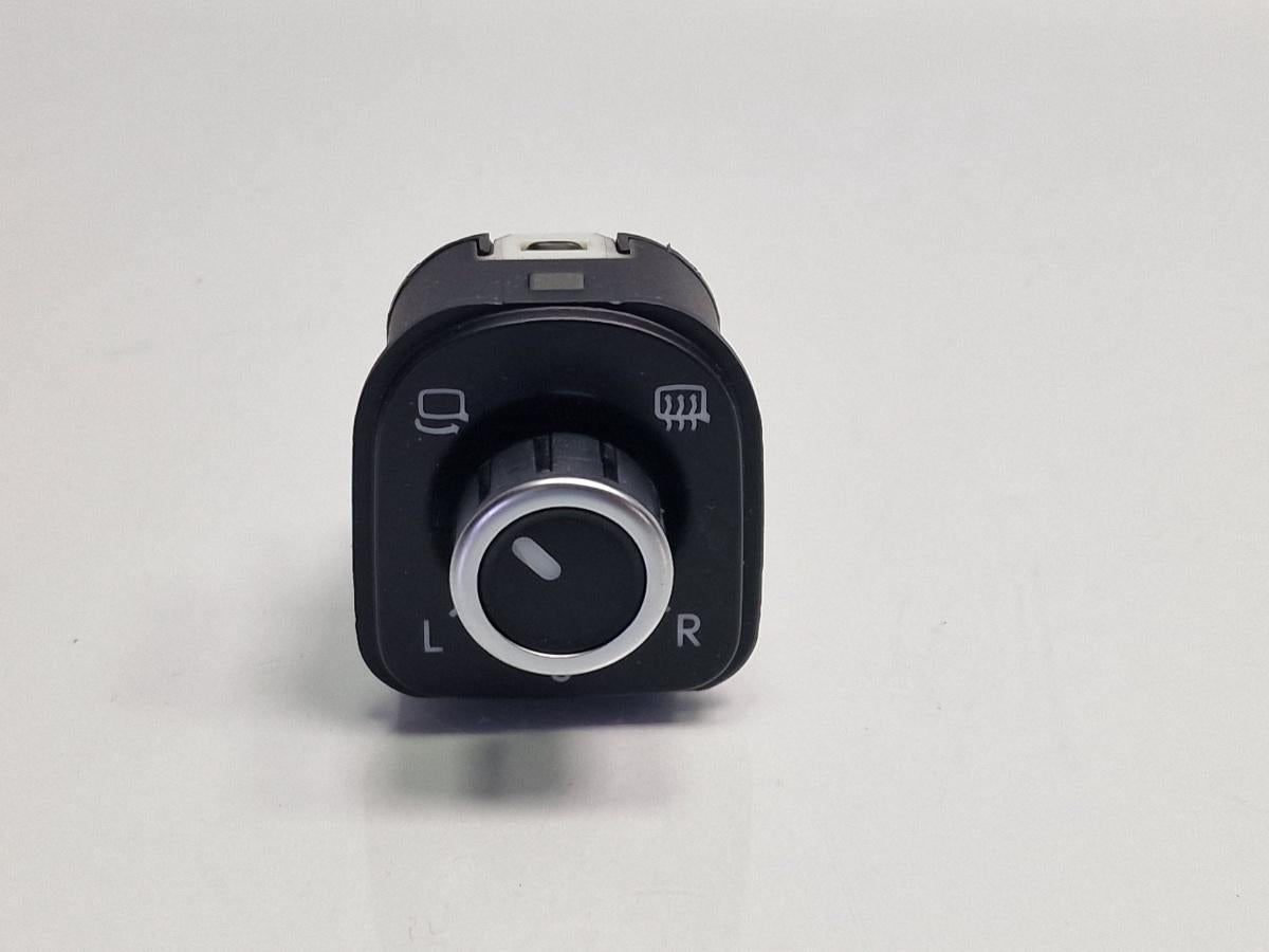 Buton reglaj oglinzi VOLKSWAGEN TIGUAN 5N_ 2013 2.0 TDI CFFB 103KW|140HP 2013