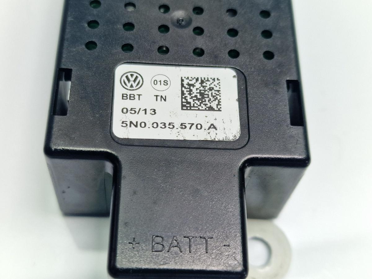 Amplificator antena VOLKSWAGEN TIGUAN 5N_ 2007 -> 2.0 TDI CBAB, CFFB 5N0035570A