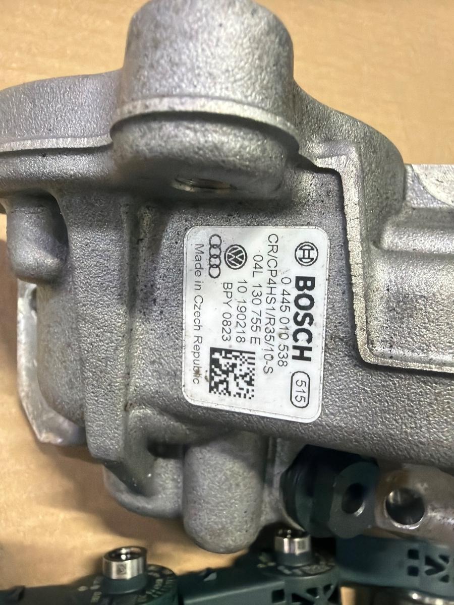 Set sistem de injectie combustibil AUDI A6 IV Avant 4G5, C7, 4GD 2011 - 2018 2.0 TDI CSUD, DDCB 04L130755E 04L130277AC