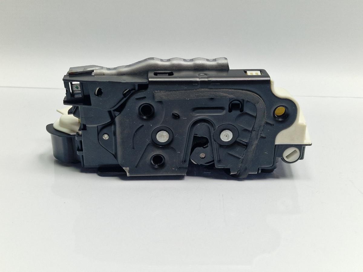 Broasca usa stanga spate VOLKSWAGEN TIGUAN 5N_ 2007 -> 2.0 TDI CBAB, CFFB 5N0839015G