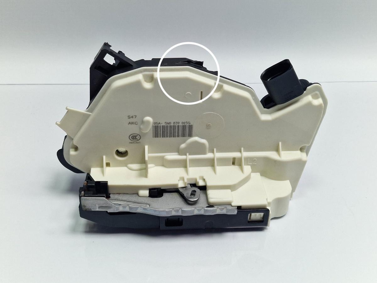 Broasca usa stanga spate VOLKSWAGEN TIGUAN 5N_ 2007 -> 2.0 TDI CBAB, CFFB 5N0839015G