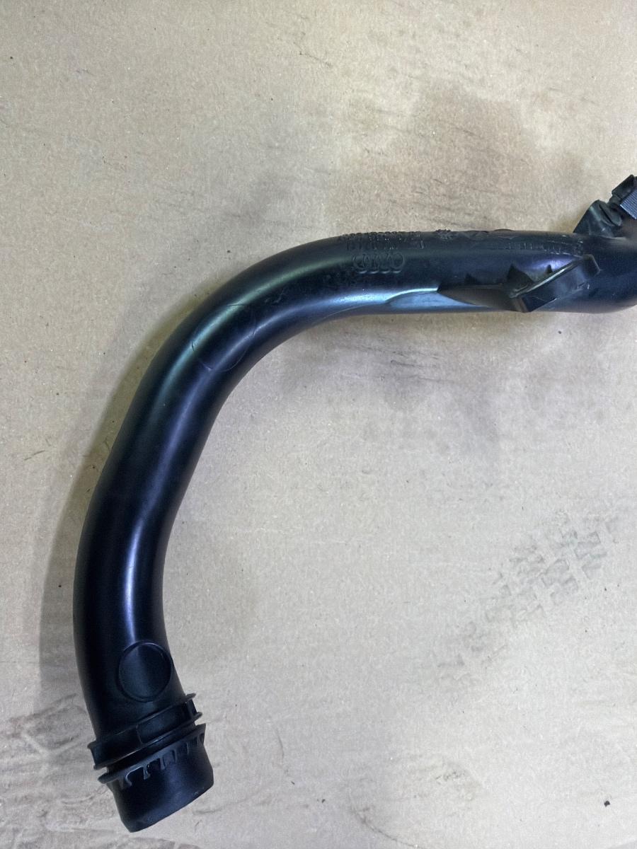 Conducta apa AUDI A6 IV Avant 4G5, C7, 4GD 2011 - 2018 2.0 TDI CSUD, DDCB 04L121071H