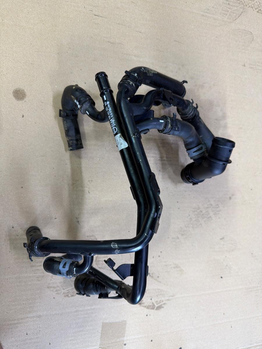 Set conducte apa AUDI A6 IV Avant 4G5, C7, 4GD 2011 - 2018 2.0 TDI CSUD, DDCB 04L122157BQ