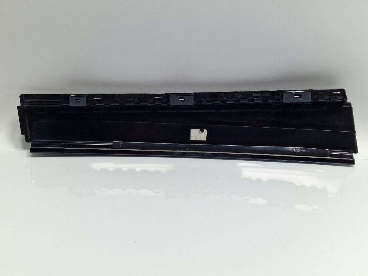 Ornament exterior usa dreapta spate VOLKSWAGEN TIGUAN 5N_ 2007 -> 2.0 TDI CBAB, CFFB 5N0839902A