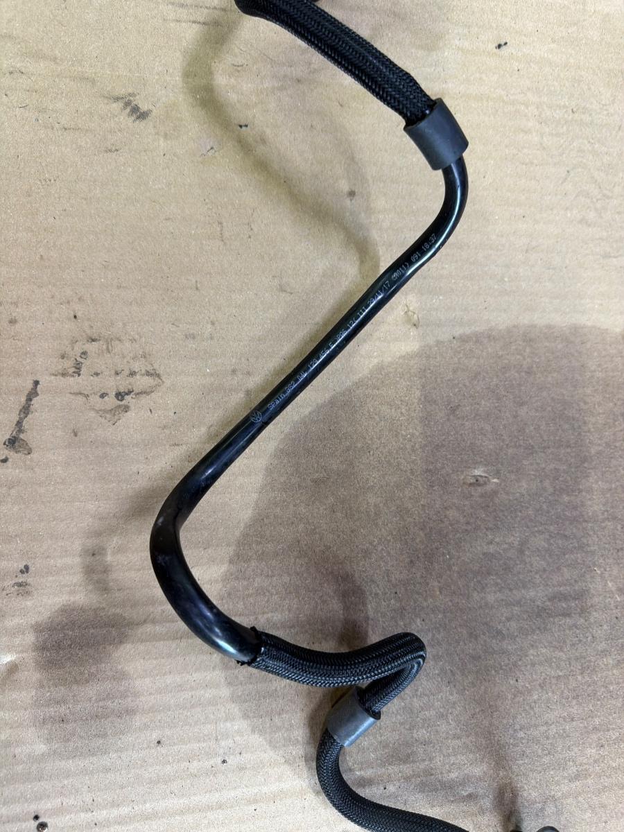 Conducta de vacuum frana AUDI A6 IV Avant 4G5, C7, 4GD 2011 - 2018 2.0 TDI CSUD, DDCB 04L129456E