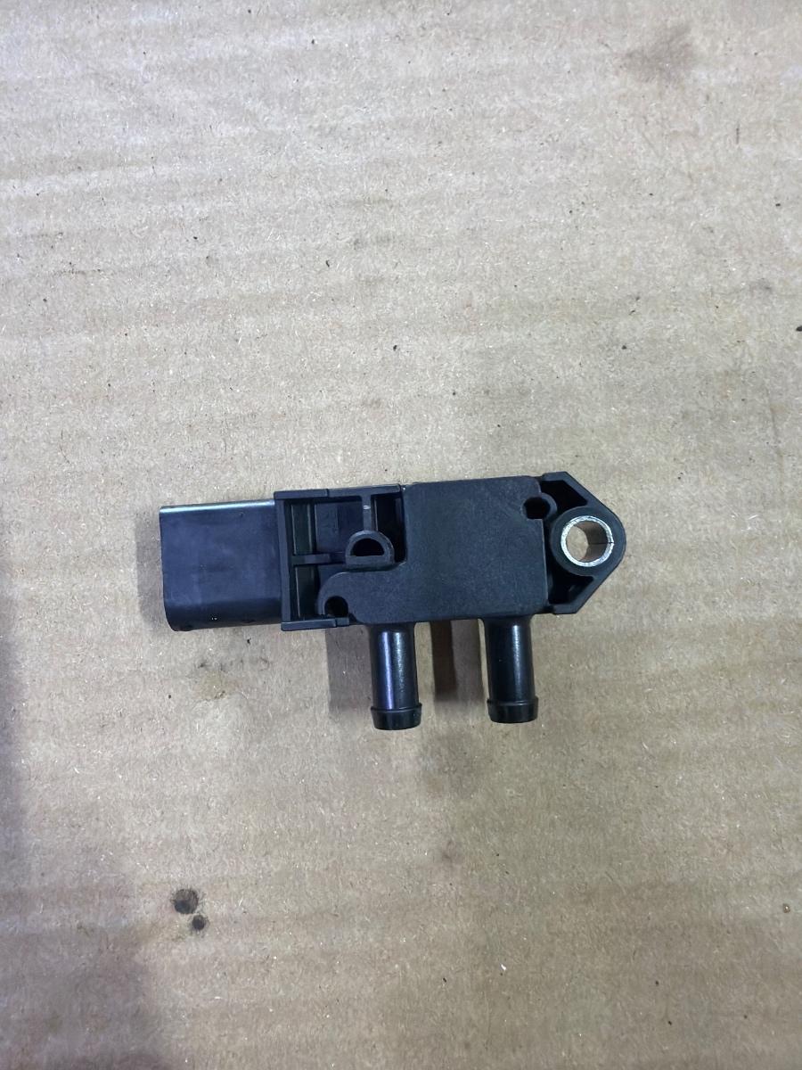 Senzor de presiune gaze de esapament AUDI A6 IV Avant 4G5, C7, 4GD 2011 - 2018 2.0 TDI CSUD, DDCB 03L906051B