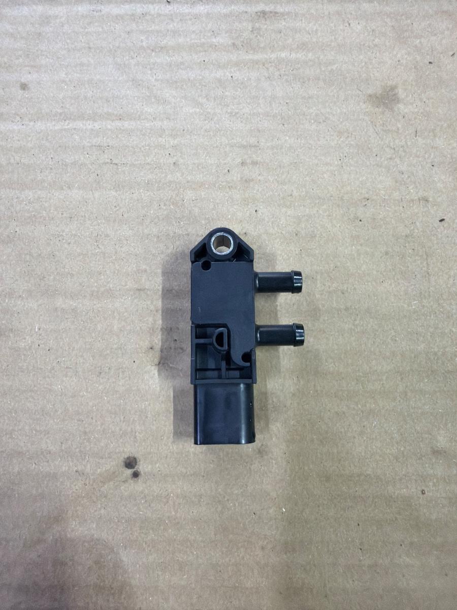 Senzor de presiune gaze de esapament AUDI A6 IV Avant 4G5, C7, 4GD 2011 - 2018 2.0 TDI CSUD, DDCB 03L906051B