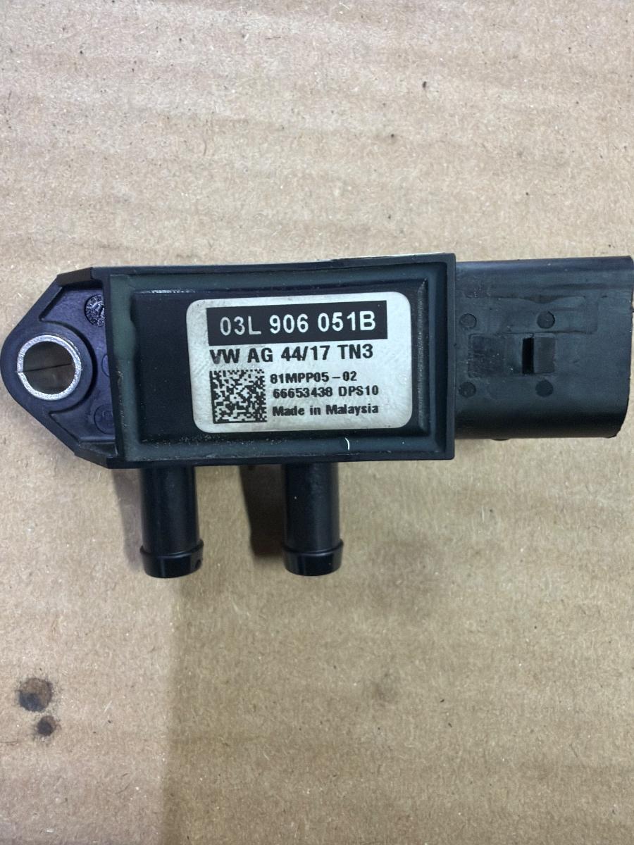 Senzor de presiune gaze de esapament AUDI A6 IV Avant 4G5, C7, 4GD 2011 - 2018 2.0 TDI CSUD, DDCB 03L906051B