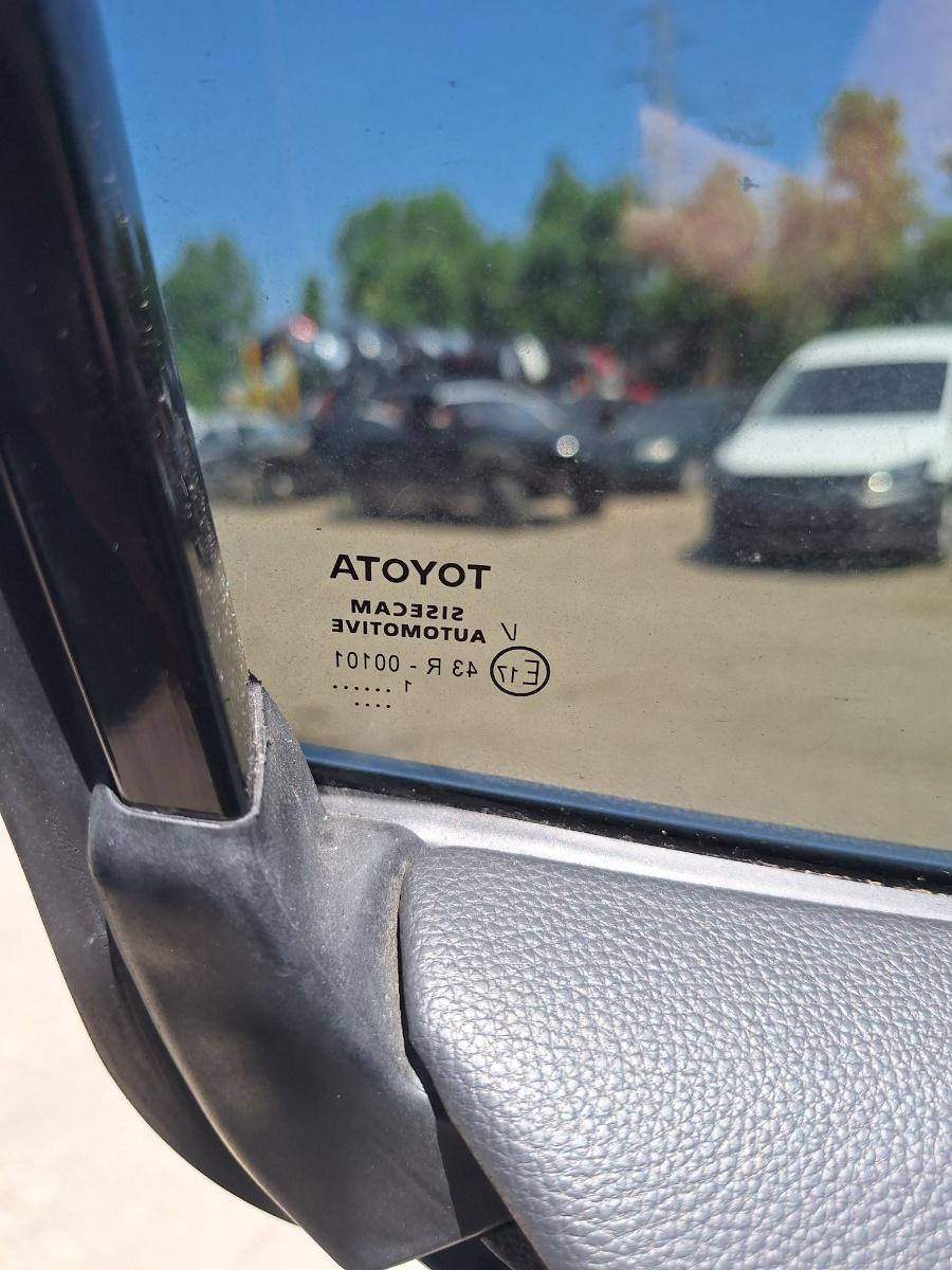 Geam portiera spate stanga TOYOTA COROLLA _E21_ 2018 -> 1.8 Hybrid 2ZR-FXE SISECAM 43R-00101 68189-02250