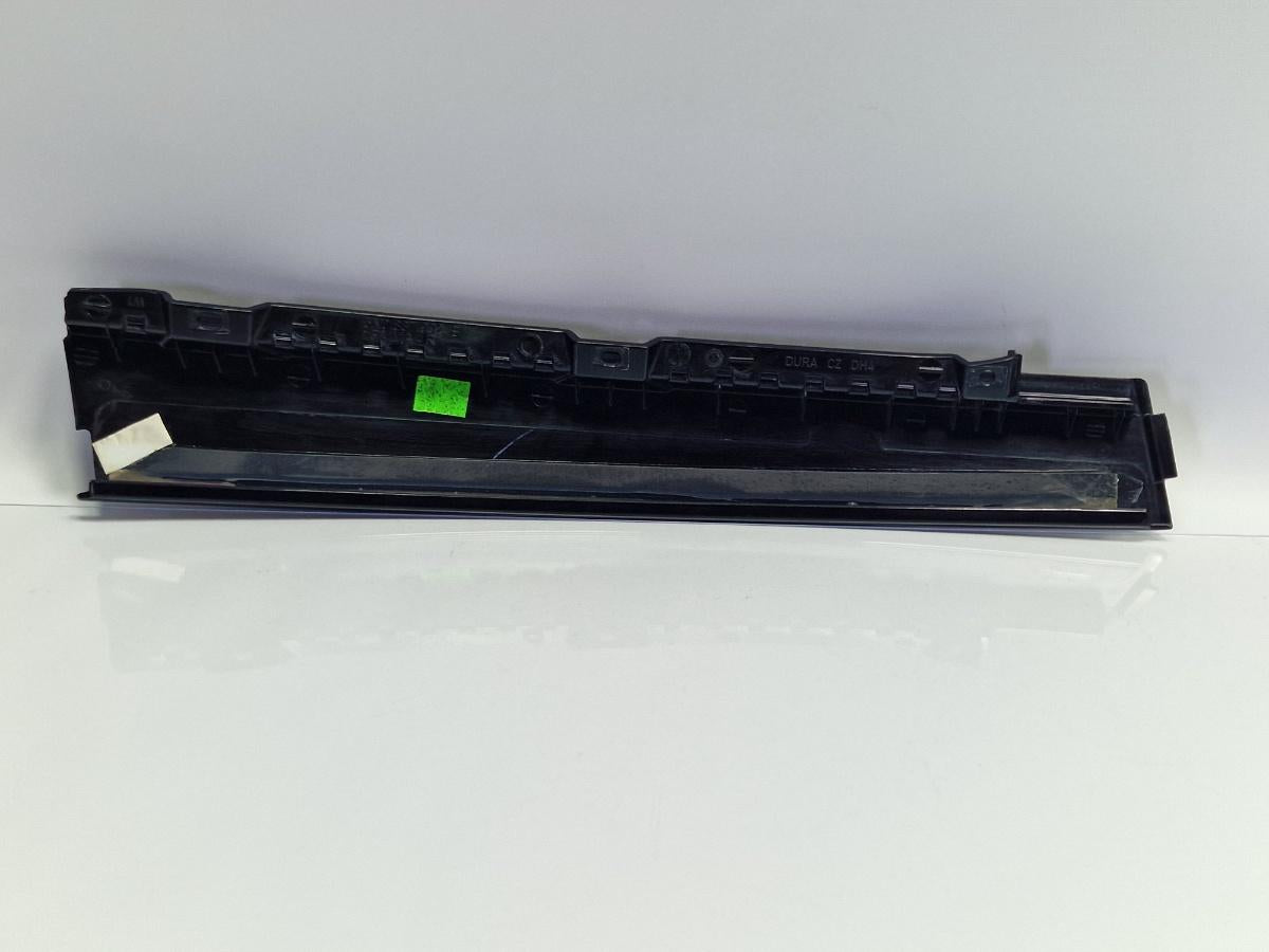 Ornament exterior usa dreapta fata VOLKSWAGEN TIGUAN 5N_ 2007 -> 2.0 TDI CBAB, CFFB 5N0837902B