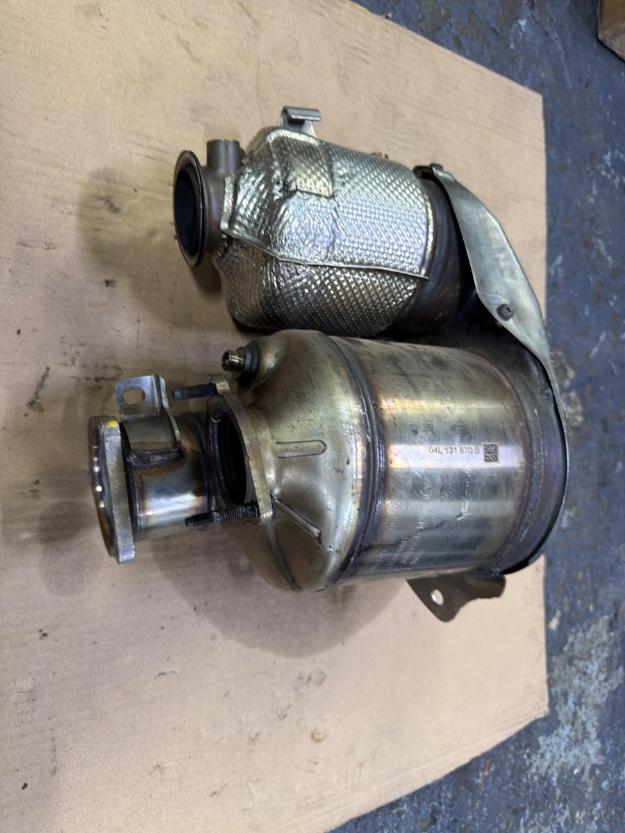 Filtru particule catalizator AUDI A6 IV Avant 4G5, C7, 4GD 2011 - 2018 2.0 TDI CSUD, DDCB 04L131670S 04L131765BP