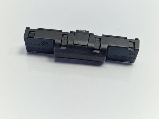 Amplificator antena VOLKSWAGEN TIGUAN 5N_ 2007 -> 2.0 TDI CBAB, CFFB 5N0035570