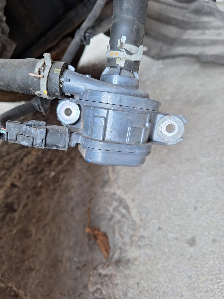 Pompă de apă/lichid de răcire electrică auxiliară TOYOTA COROLLA _E21_ 2021 1.8 Hybrid 2ZRFXE 72KW|98HP 2021