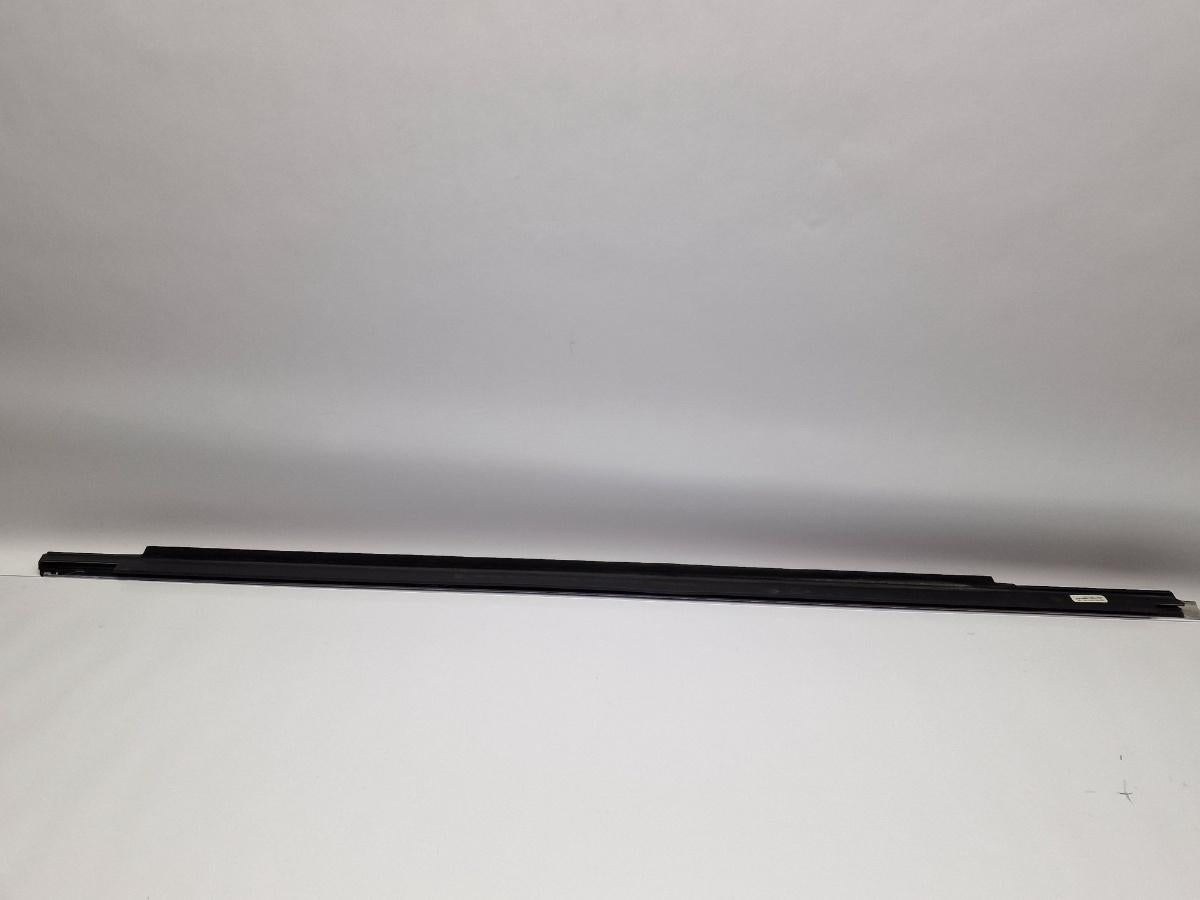 Perie geam usa stanga fata VOLKSWAGEN TIGUAN 5N_ 2007 -> 2.0 TDI CBAB, CFFB 5N0837475E