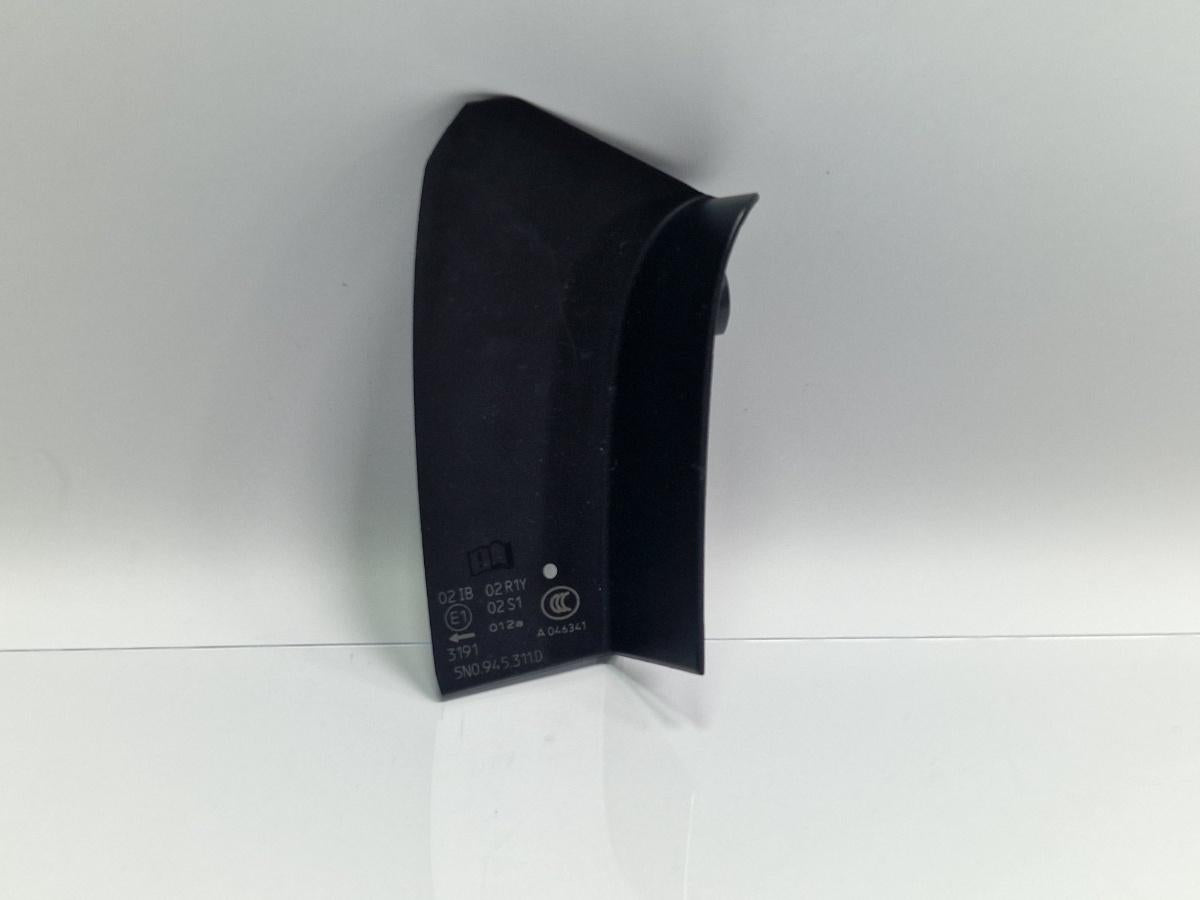 Ornament stop stanga spate VOLKSWAGEN TIGUAN 5N_ 2007 -> 2.0 TDI CBAB, CFFB 5N0945311D