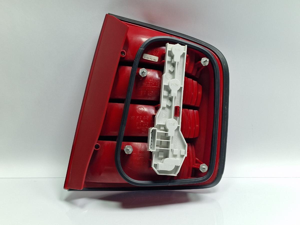 Stop stanga SKODA FABIA Combi 6Y5 2000 - 2007 1.2 AZQ, BME 6Y9945111B