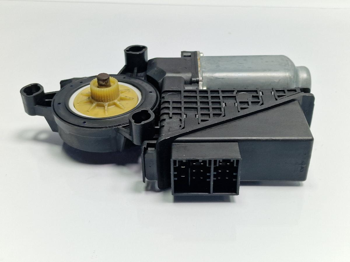 Motoras macara dreapta fata SKODA FABIA Combi 6Y5 2000 - 2007 1.2 AZQ, BME 6Y1959802