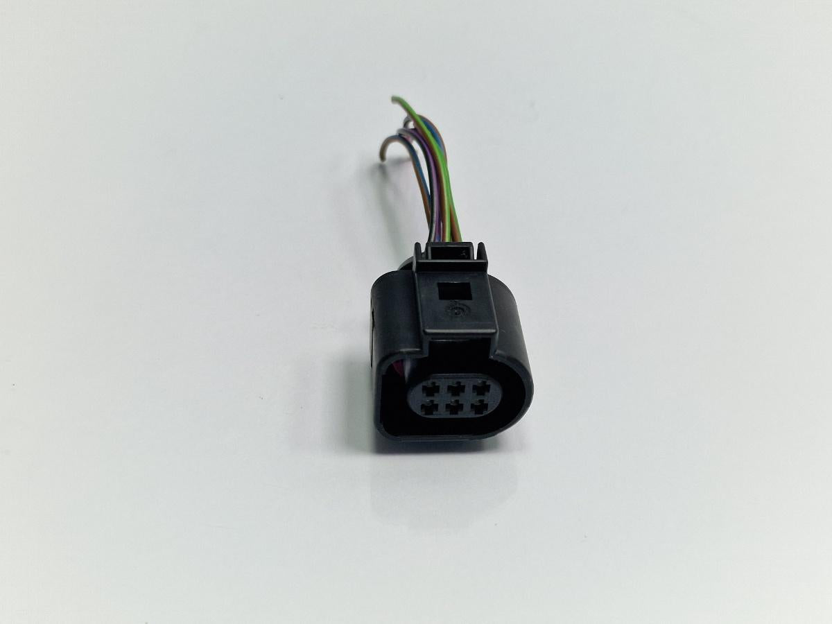 Mufa conector 6 pini SKODA FABIA Combi 6Y5 2000 - 2007 1.2 AZQ, BME 1J0873713
