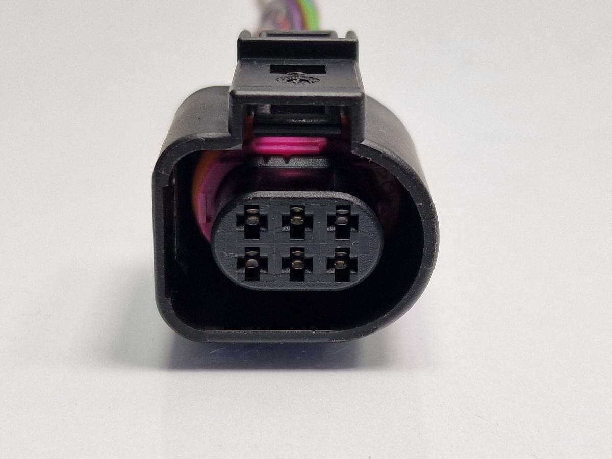 Mufa conector 6 pini SKODA FABIA Combi 6Y5 2000 - 2007 1.2 AZQ, BME 1J0873713