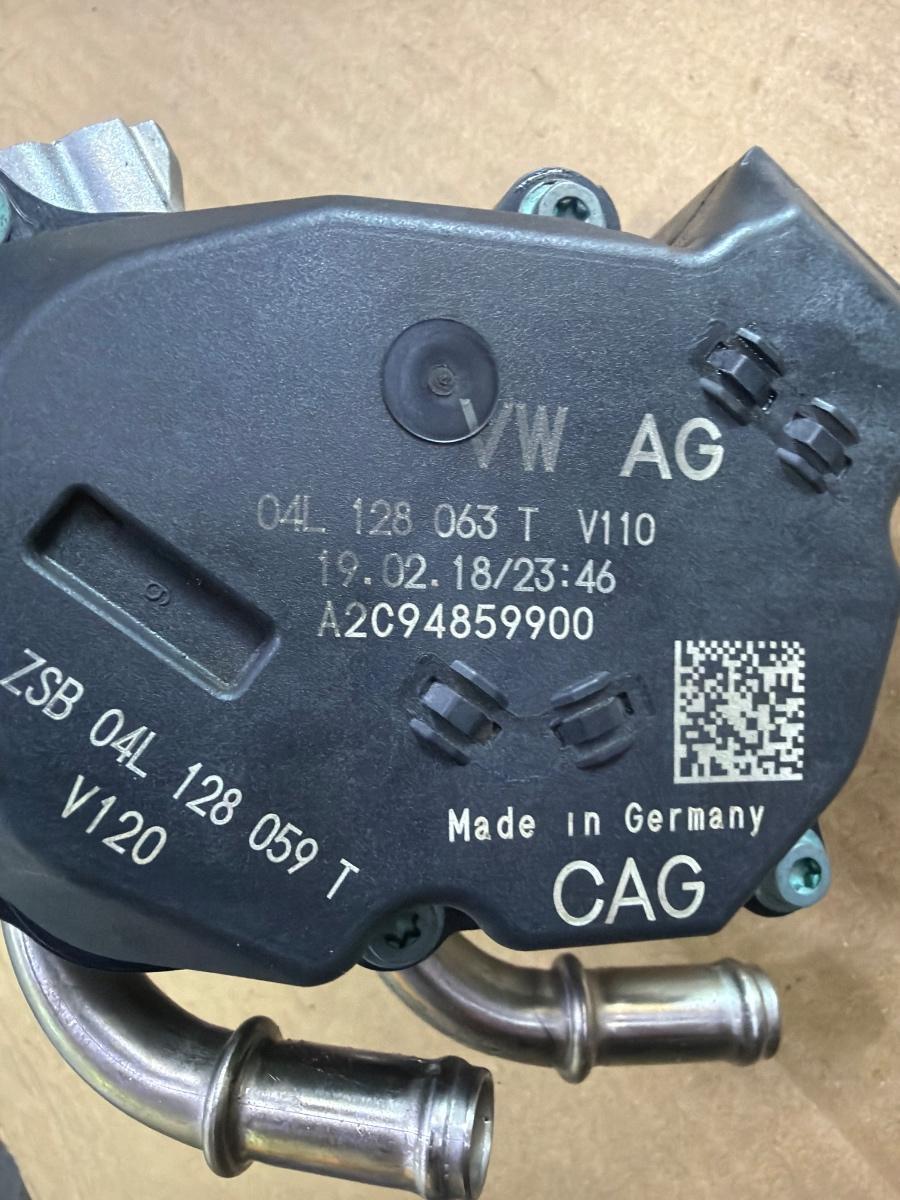 Clapeta de acceleratie AUDI A6 IV Avant 4G5, C7, 4GD 2011 - 2018 2.0 TDI CSUD, DDCB 04L128063T