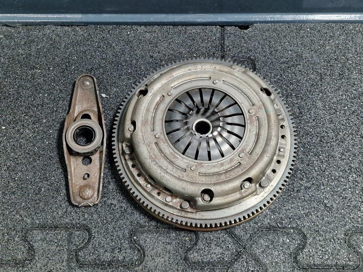Kit ambreiaj SKODA FABIA Combi 6Y5 2000 - 2007 1.2 AZQ, BME SACHS MF190X/MF200 03D105269