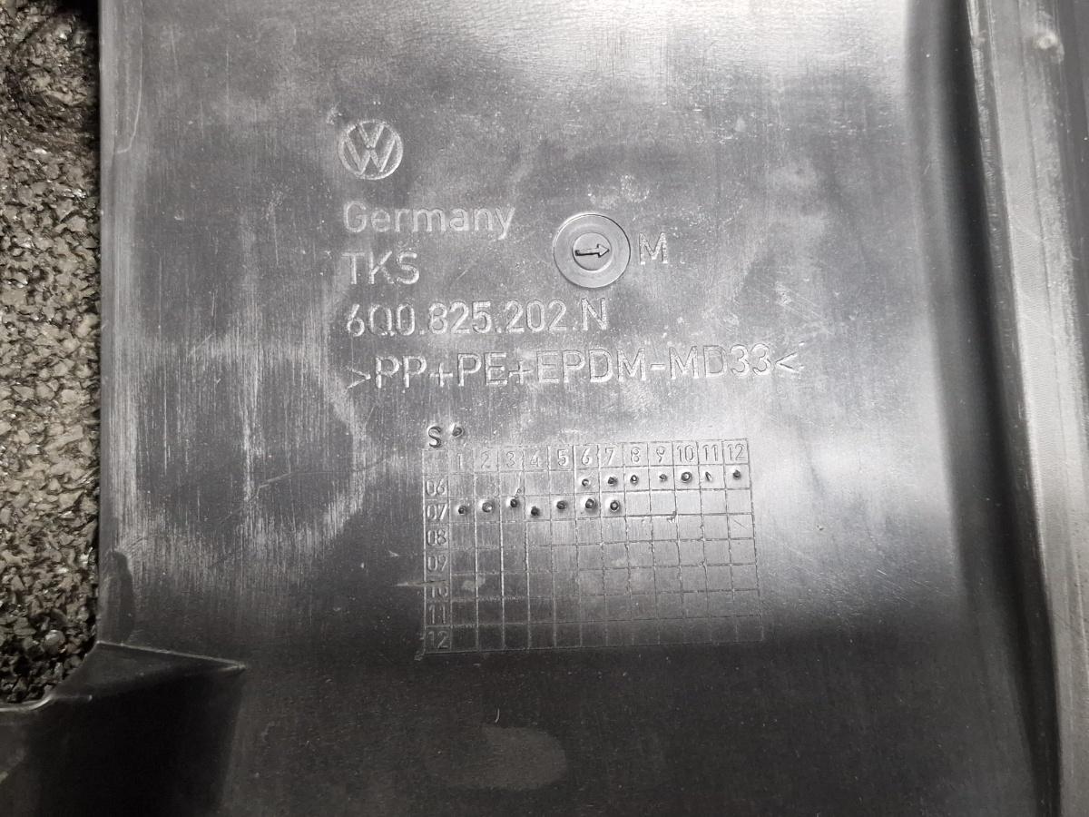 Scut protectie podea dreapta SKODA FABIA Combi 6Y5 2000 - 2007 1.2 AZQ, BME 6Q0825202N