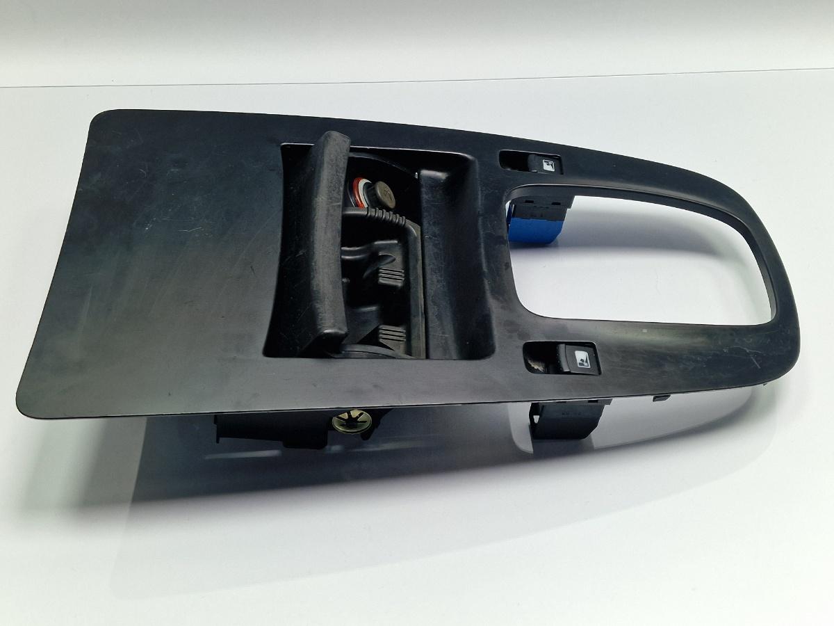 Scrumiera cu butoane geamuri electrice VOLKSWAGEN SHARAN 7M8, 7M9, 7M6 1995 - 2010 1.9 TDI AUY, BVK 7M3863289