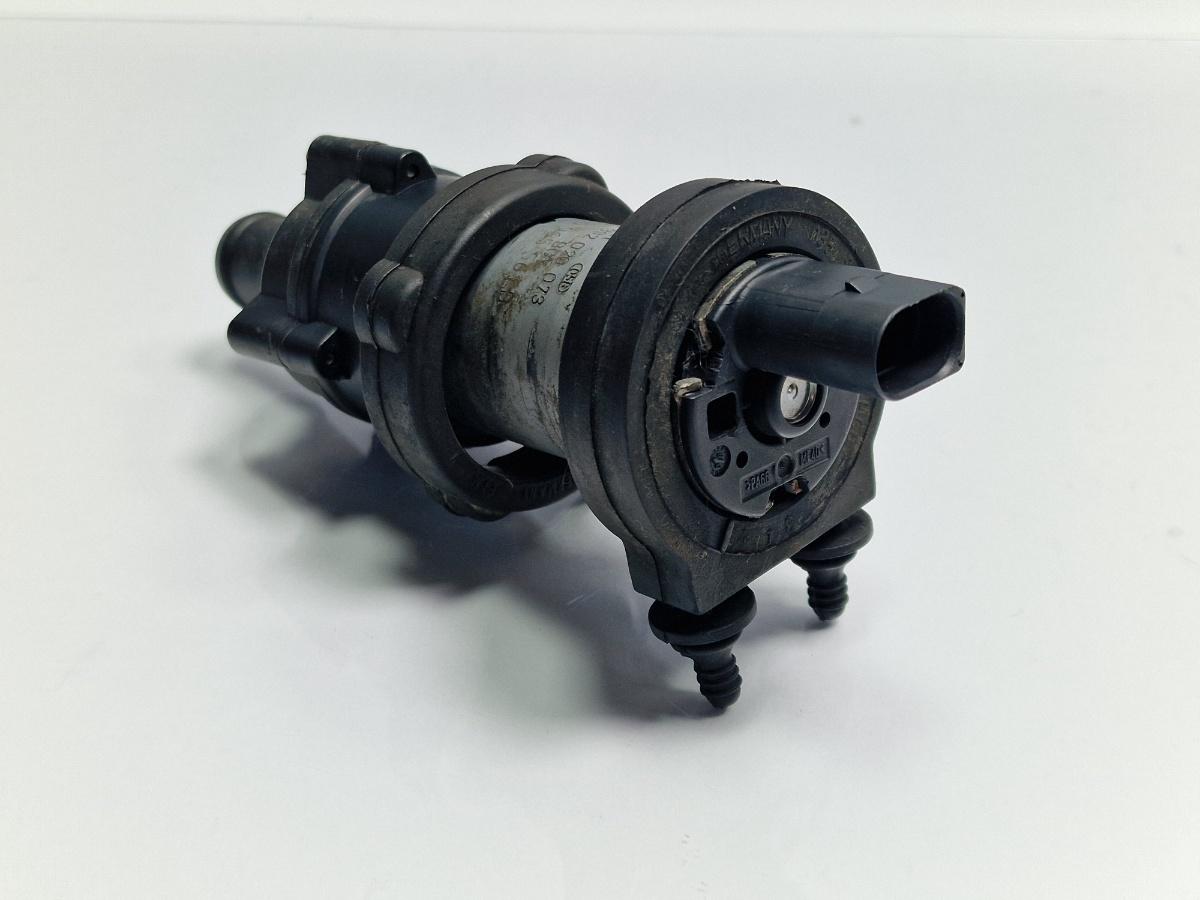 Pompa apa auxiliara VOLKSWAGEN SHARAN 7M8, 7M9, 7M6 1995 - 2010 1.9 TDI AUY, BVK BOSCH 0 392 020 073 3D0965561D