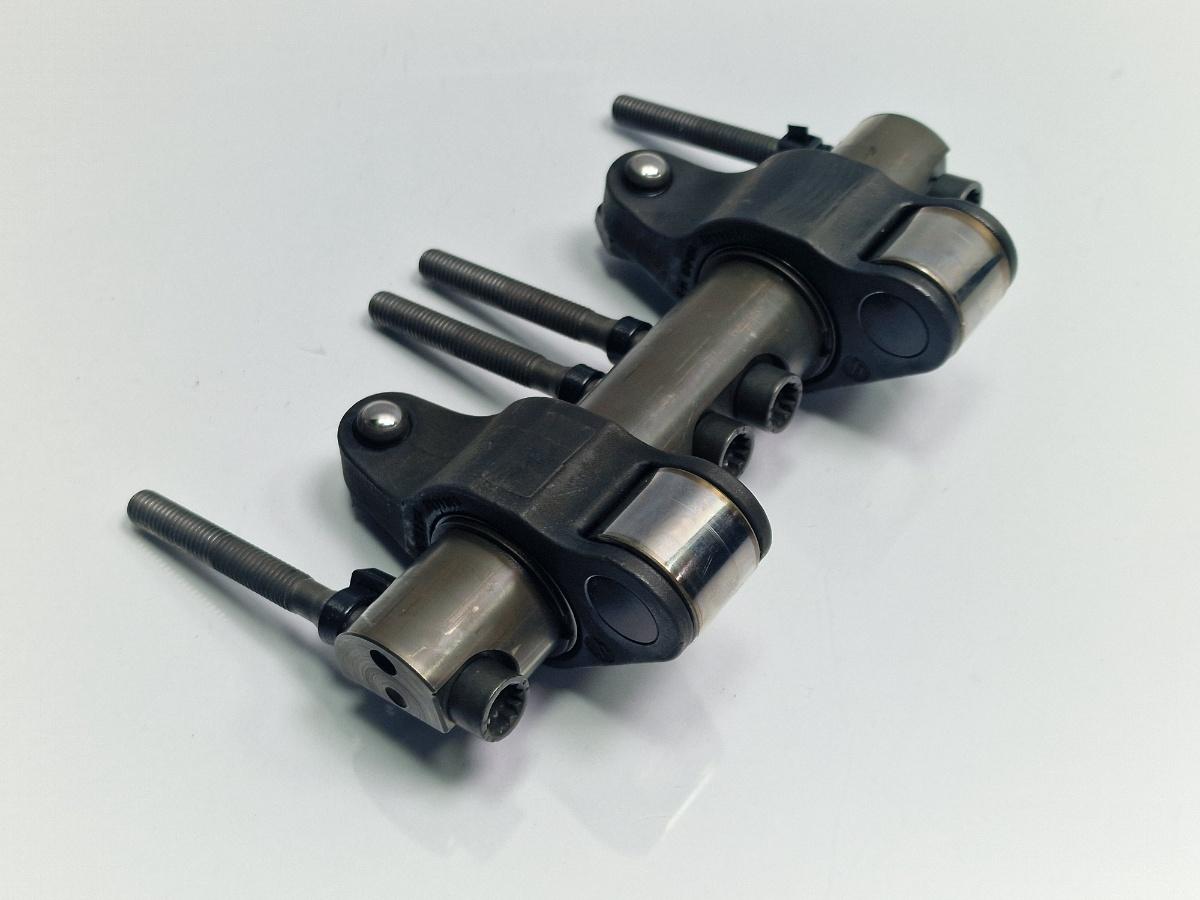 Rampa culbutori VOLKSWAGEN SHARAN 7M8, 7M9, 7M6 1995 - 2010 1.9 TDI AUY, BVK 038109527AF